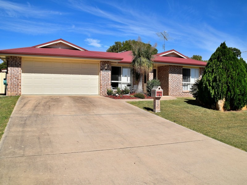 8 Johnson Street, Rosenthal Heights QLD 4370