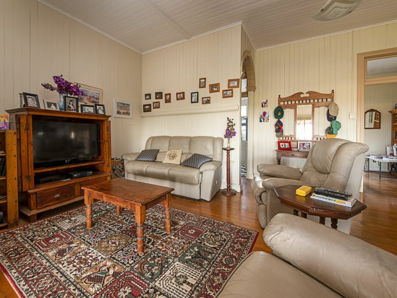 129 Lorenz Road, Clifton QLD 4361
