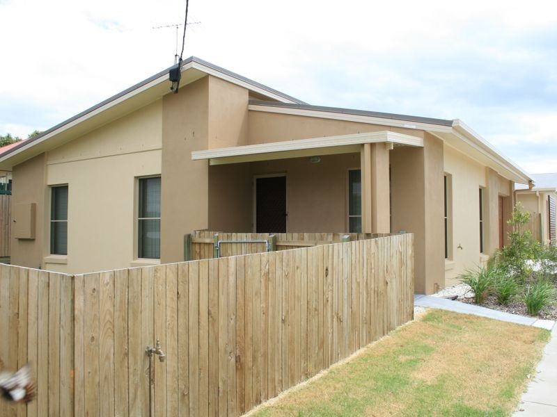 Unit 1- 9 Gore, Warwick QLD 4370