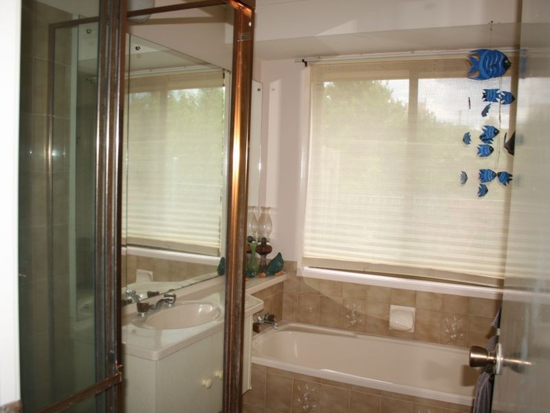 66 Warner St, Warwick QLD 4370