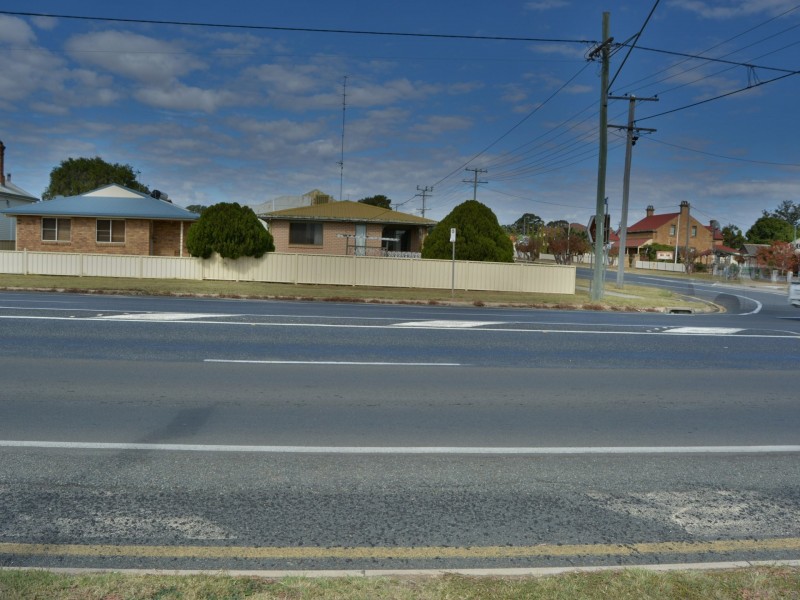 58 Wood Street, Warwick QLD 4370