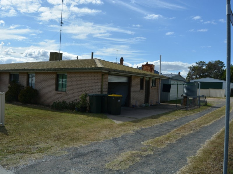 58 Wood Street, Warwick QLD 4370