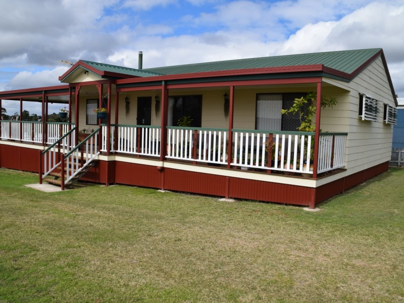 26 Ross Street, Warwick QLD 4370