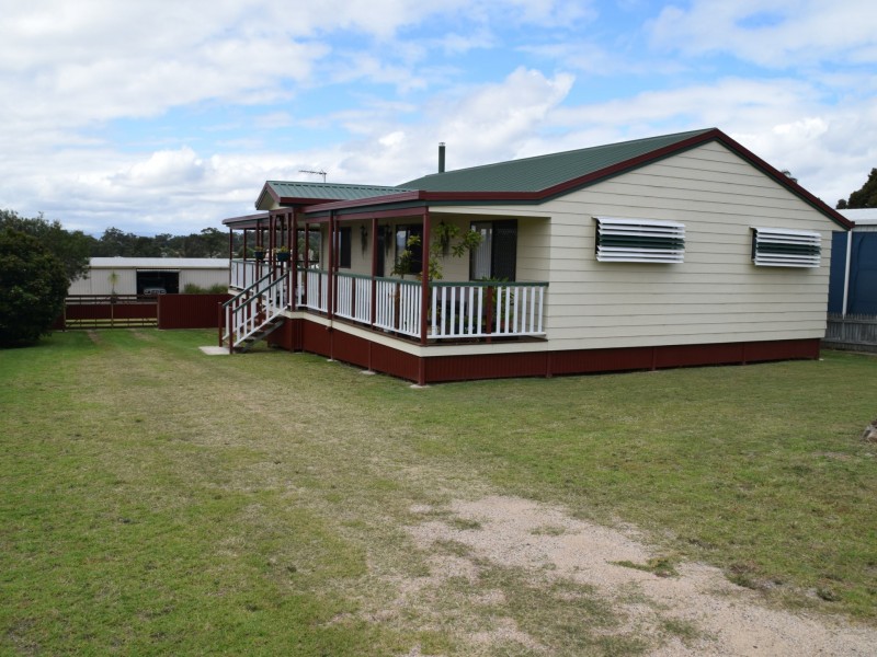 26 Ross Street, Warwick QLD 4370