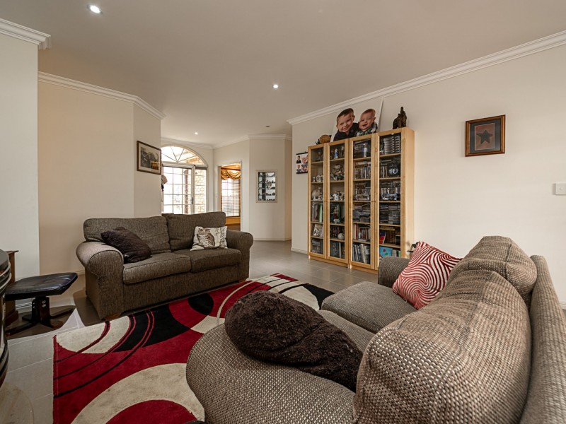 452 Glenvale Road, Leslie Dam QLD 4370