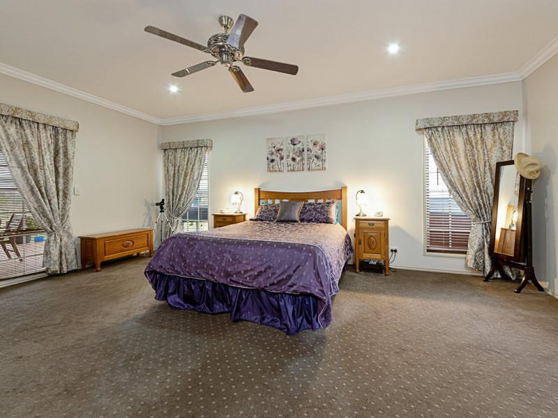 452 Glenvale Road, Leslie Dam QLD 4370