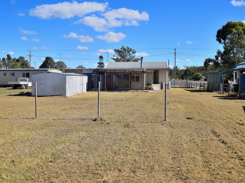 66 Donald Street, Leyburn QLD 4365