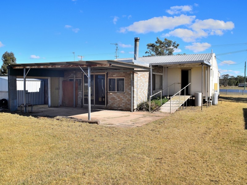 66 Donald Street, Leyburn QLD 4365