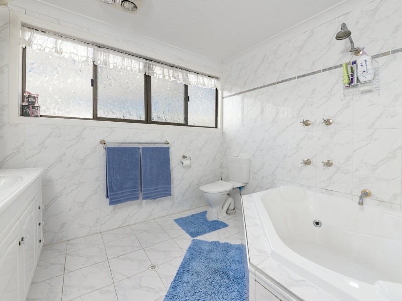 1 Tathra Street, Warwick QLD 4370