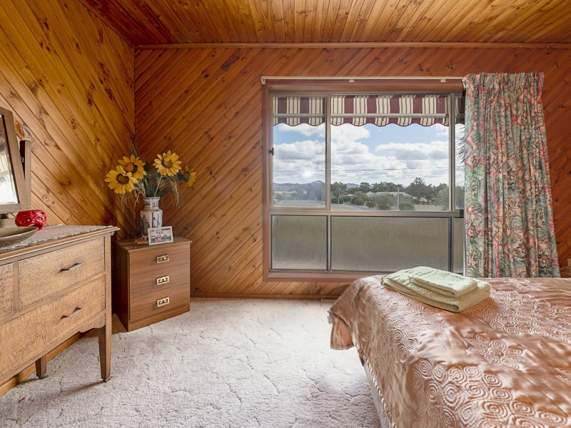 1 Tathra Street, Warwick QLD 4370