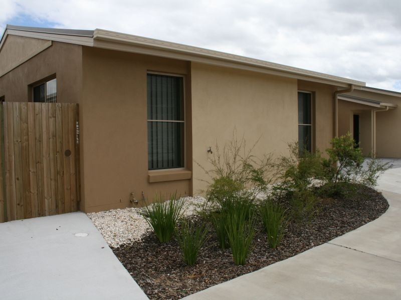 Unit 4 – 9 Gore Street,, Warwick QLD 4370