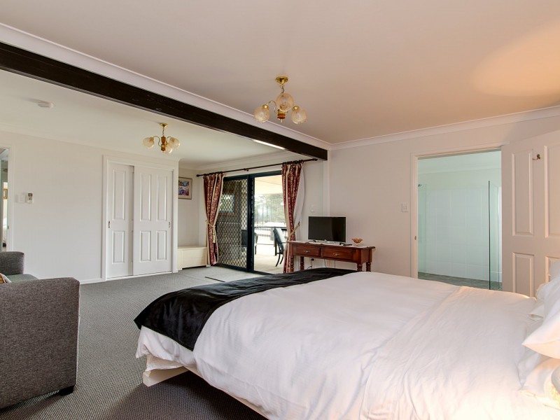 41 Caulley Lane, The Summit QLD 4377