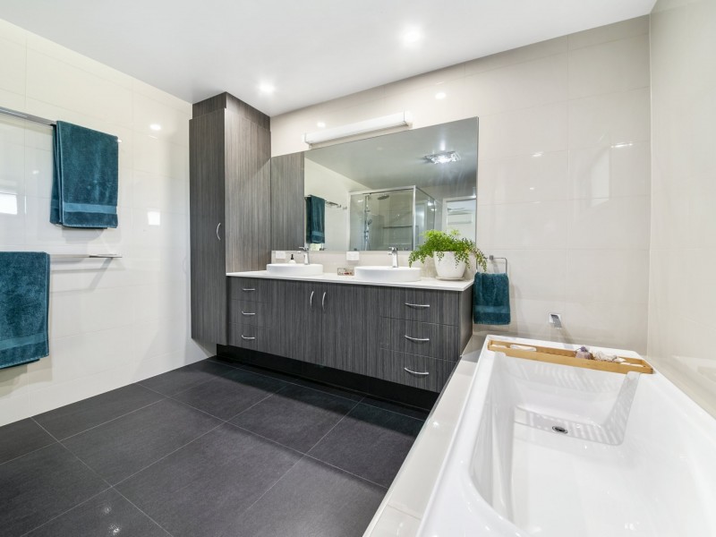 66 Glen Road, Warwick QLD 4370