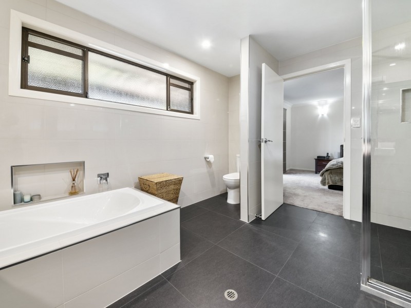 66 Glen Road, Warwick QLD 4370