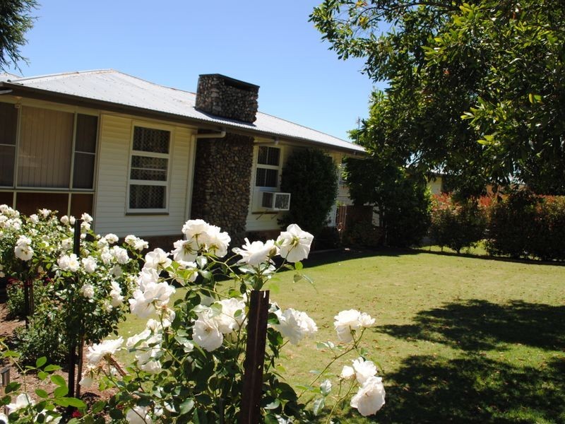 93 Locke Street, Warwick QLD 4370