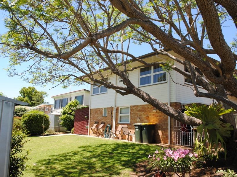 93 Locke Street, Warwick QLD 4370