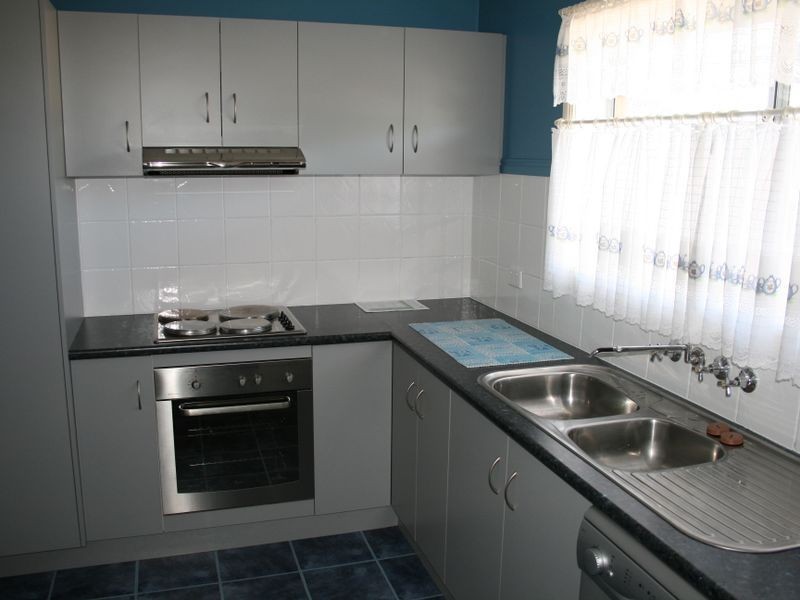 16 VICTORIA ST, Inglewood QLD 4387