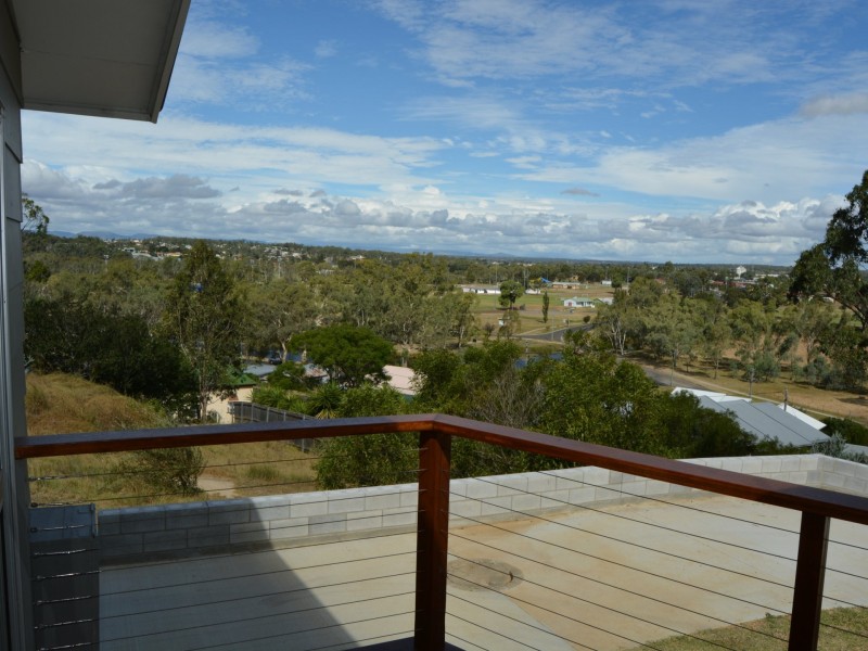 15a Weewondilla Road, Warwick QLD 4370