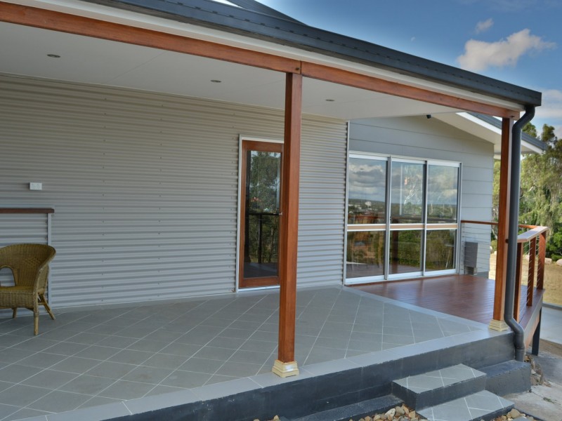 15a Weewondilla Road, Warwick QLD 4370