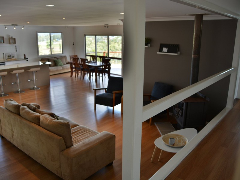 15a Weewondilla Road, Warwick QLD 4370