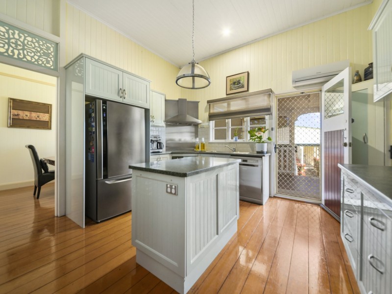 730 Glenvale Road, Leslie Dam QLD 4370