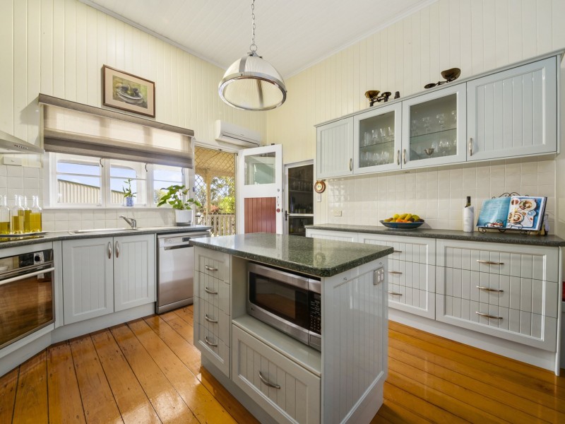 730 Glenvale Road, Leslie Dam QLD 4370