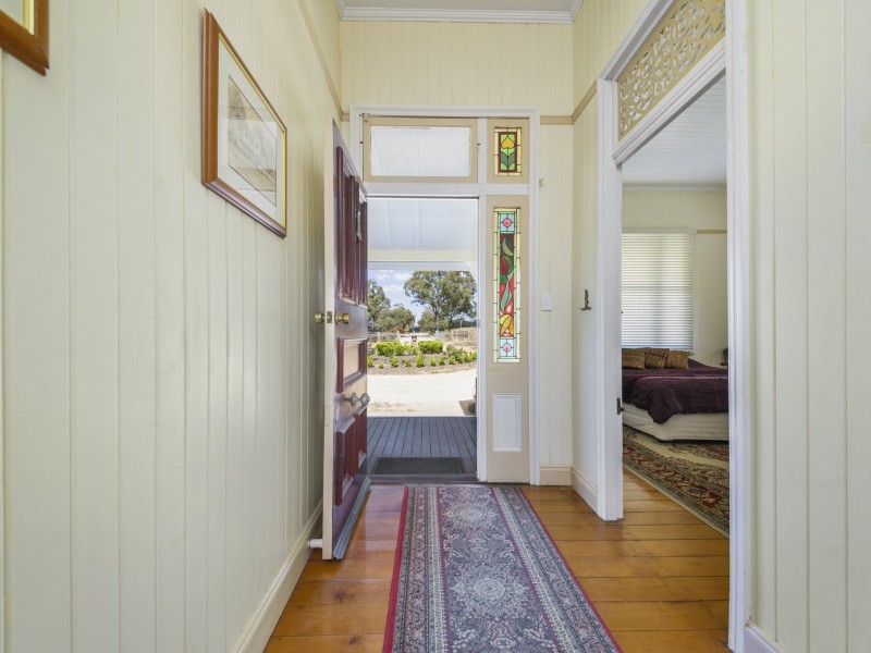 730 Glenvale Road, Leslie Dam QLD 4370