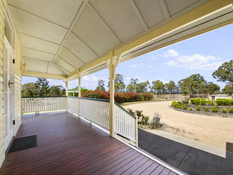 730 Glenvale Road, Leslie Dam QLD 4370