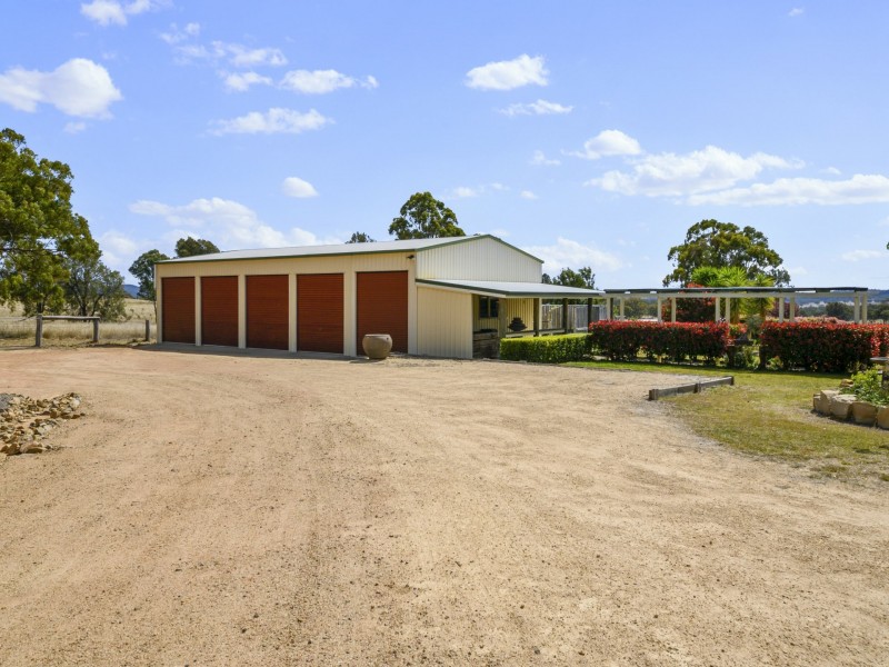 730 Glenvale Road, Leslie Dam QLD 4370