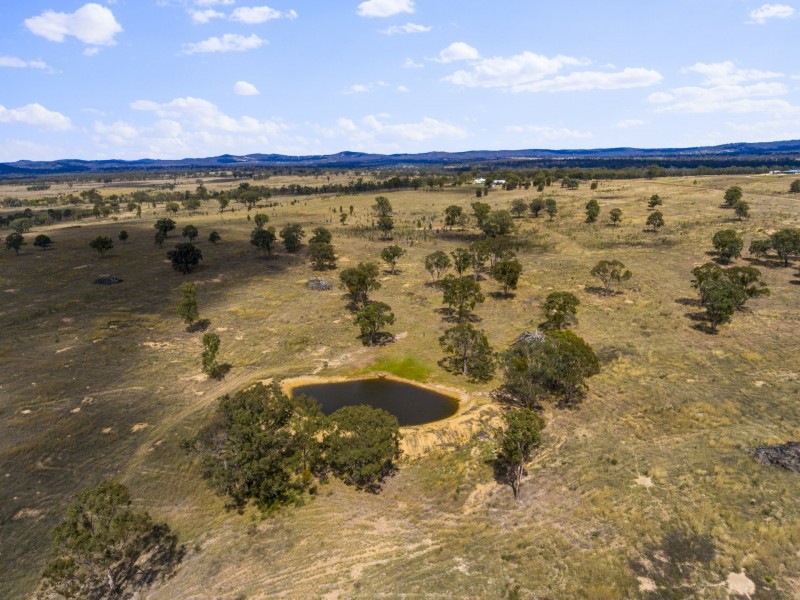 730 Glenvale Road, Leslie Dam QLD 4370