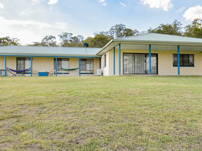 132 Wright Road, Mount Tabor QLD 4370