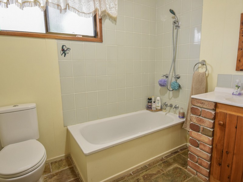 132 Wright Road, Mount Tabor QLD 4370