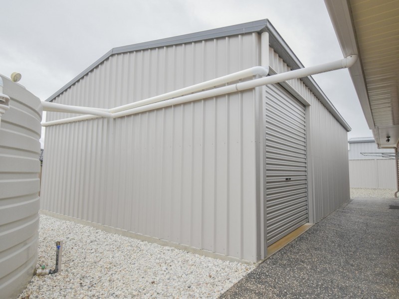 2 Derby Drive, Rosenthal Heights QLD 4370