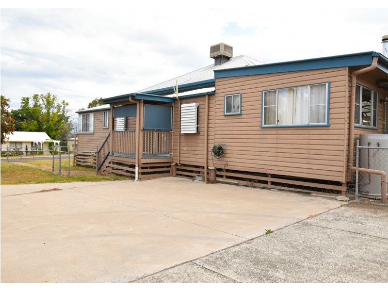18 Yangan Road, Warwick QLD 4370 LJ Hooker Warwick Sold