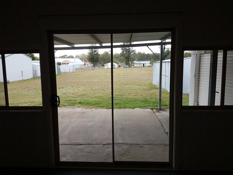 66 Donald Street, Leyburn QLD 4365