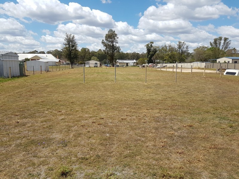 66 Donald Street, Leyburn QLD 4365