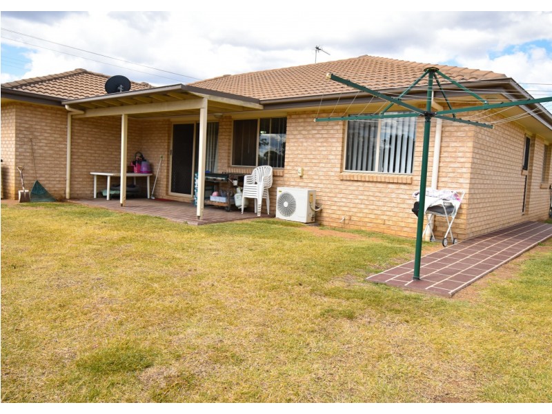 72 Hawker Road, Warwick QLD 4370