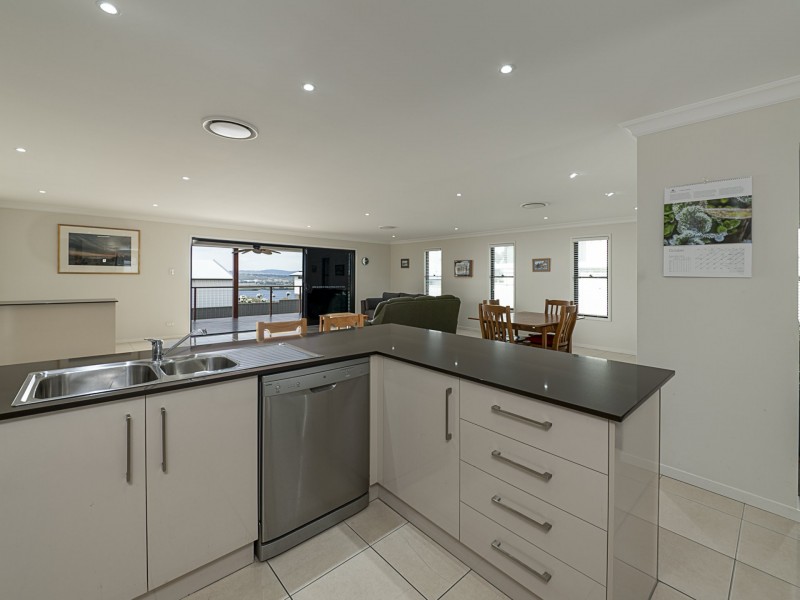 12 Lookout Place, Warwick QLD 4370