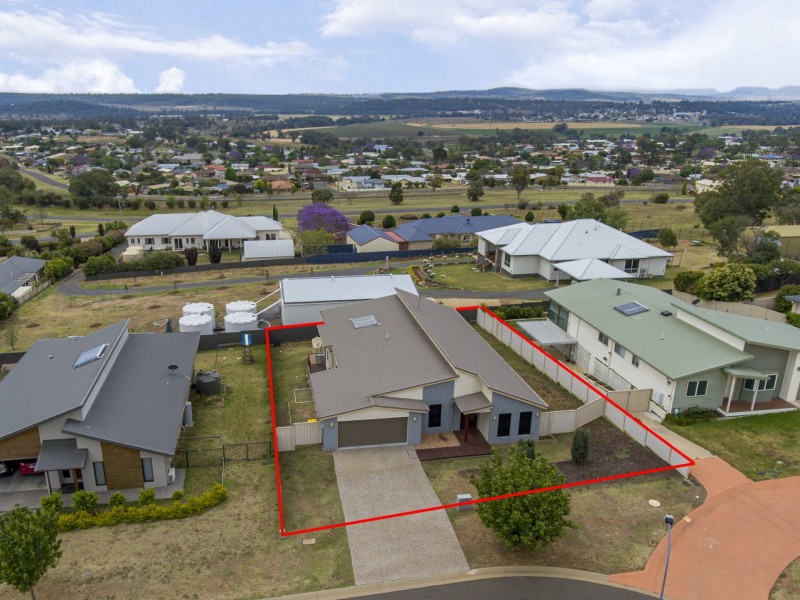 12 Lookout Place, Warwick QLD 4370