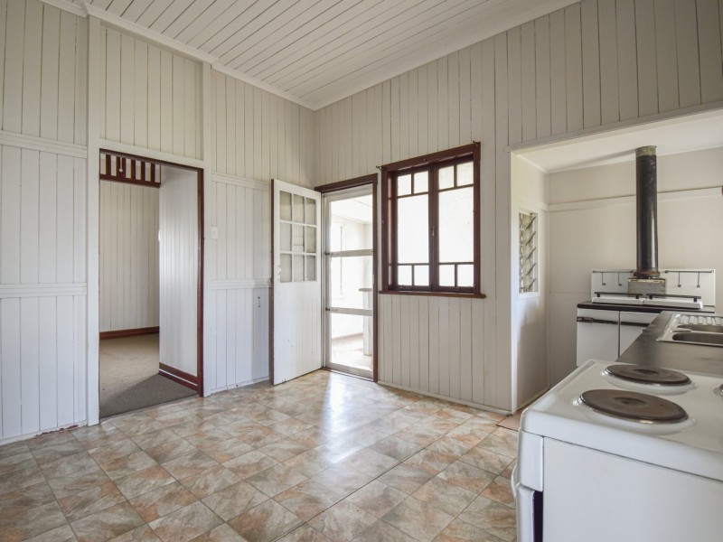 39A Lyons st, Warwick QLD 4370