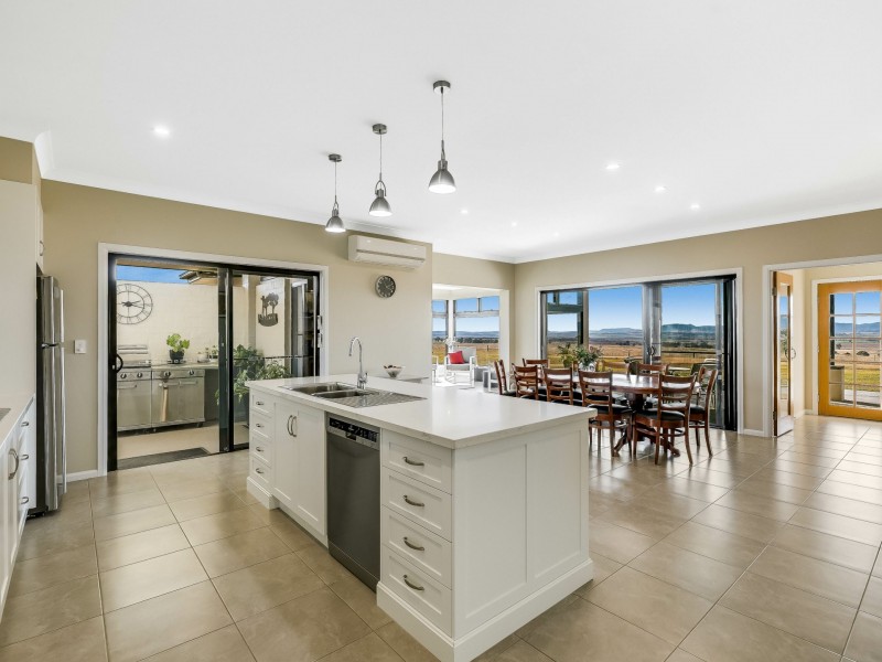 Aloma 90 Cobons Road, Loch Lomond QLD 4370