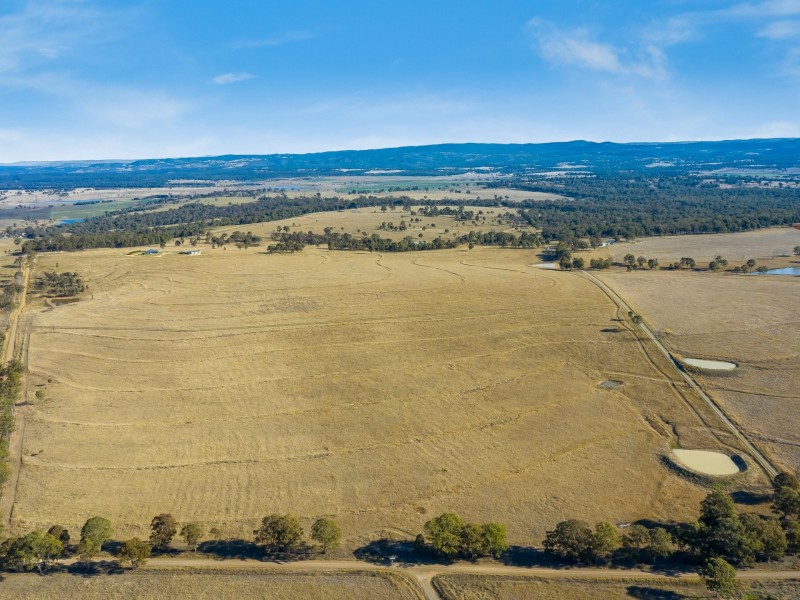 Aloma 90 Cobons Road, Loch Lomond QLD 4370