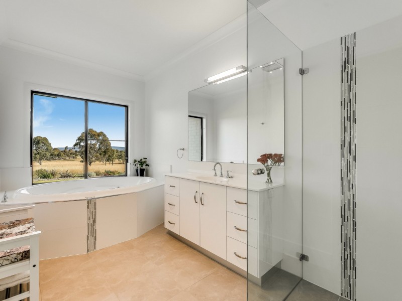 Aloma 90 Cobons Road, Loch Lomond QLD 4370