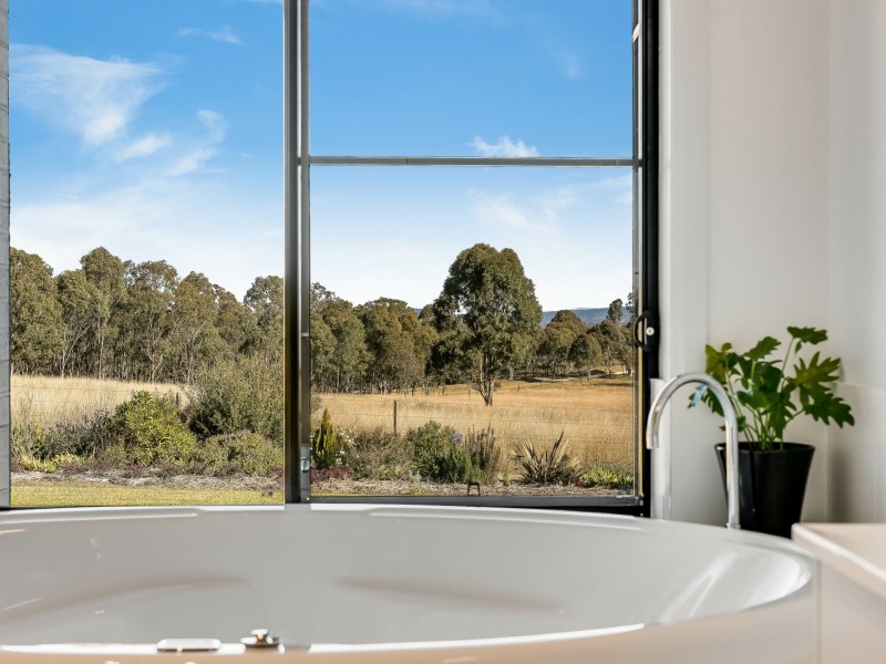 Aloma 90 Cobons Road, Loch Lomond QLD 4370