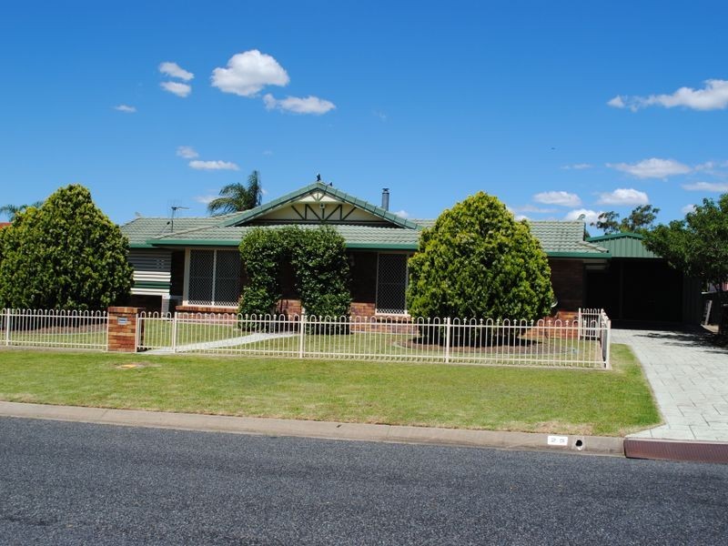 25 Fairway Drive, Warwick QLD 4370