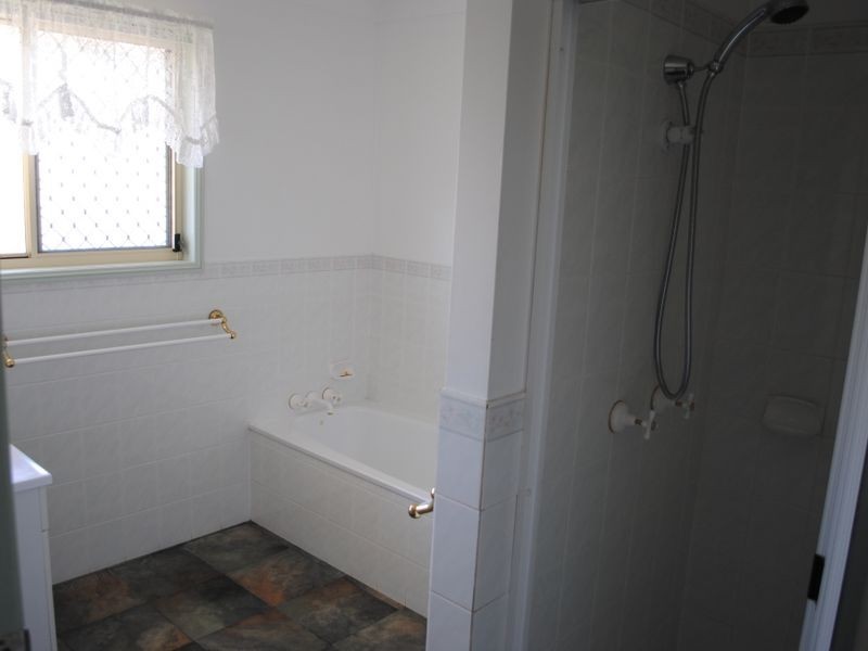 25 Fairway Drive, Warwick QLD 4370