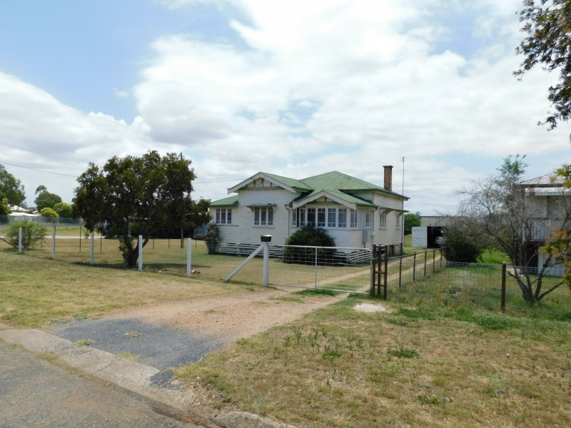 74 Canning Street, Warwick QLD 4370