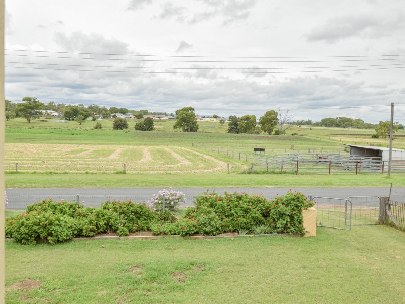 7 River Terrace, Warwick QLD 4370