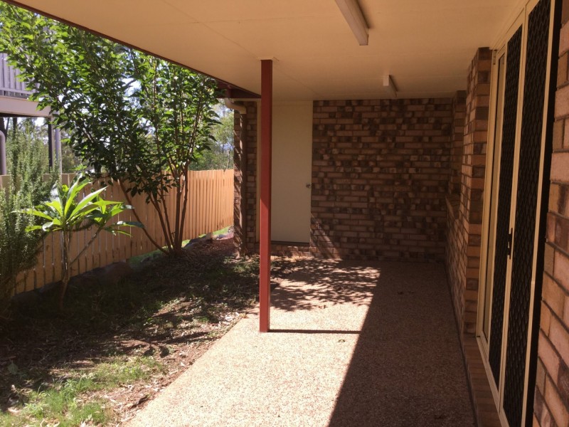 2/6 Bertram Street, Warwick QLD 4370