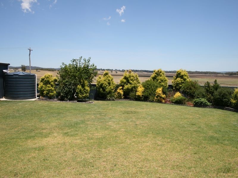 54 Doncaster Drive, Warwick QLD 4370